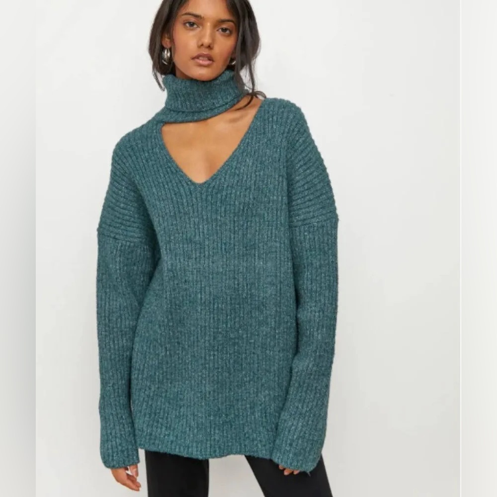 OAK + FORT Oversized TurtleNeck Sweater